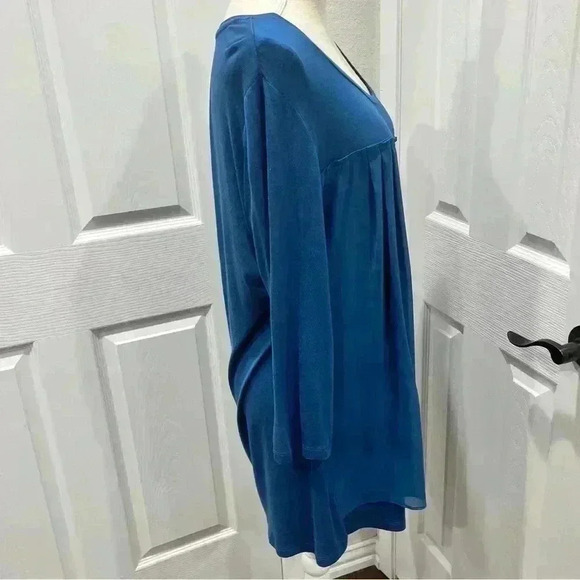 Logo by Lori Goldstein Blue long sleeve pleated front oversized blouse shirt - Picture 6 of 7